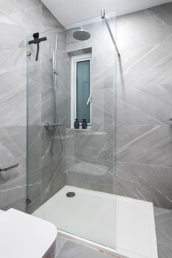 Modern 3Br Stylish Apartment With Large Balcony - Close To St Julians And St Georges Bay Is-Swieqi Exterior foto