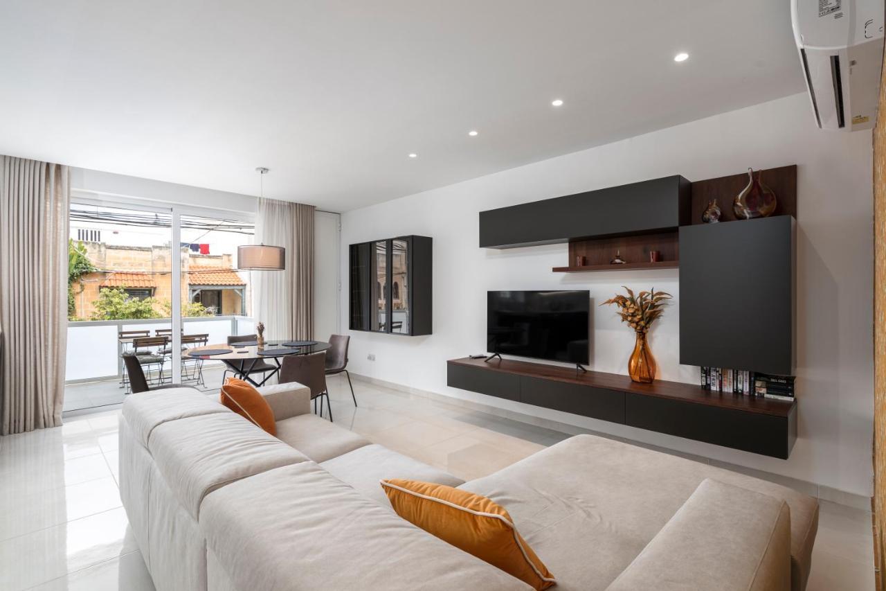 Modern 3Br Stylish Apartment With Large Balcony - Close To St Julians And St Georges Bay Is-Swieqi Exterior foto