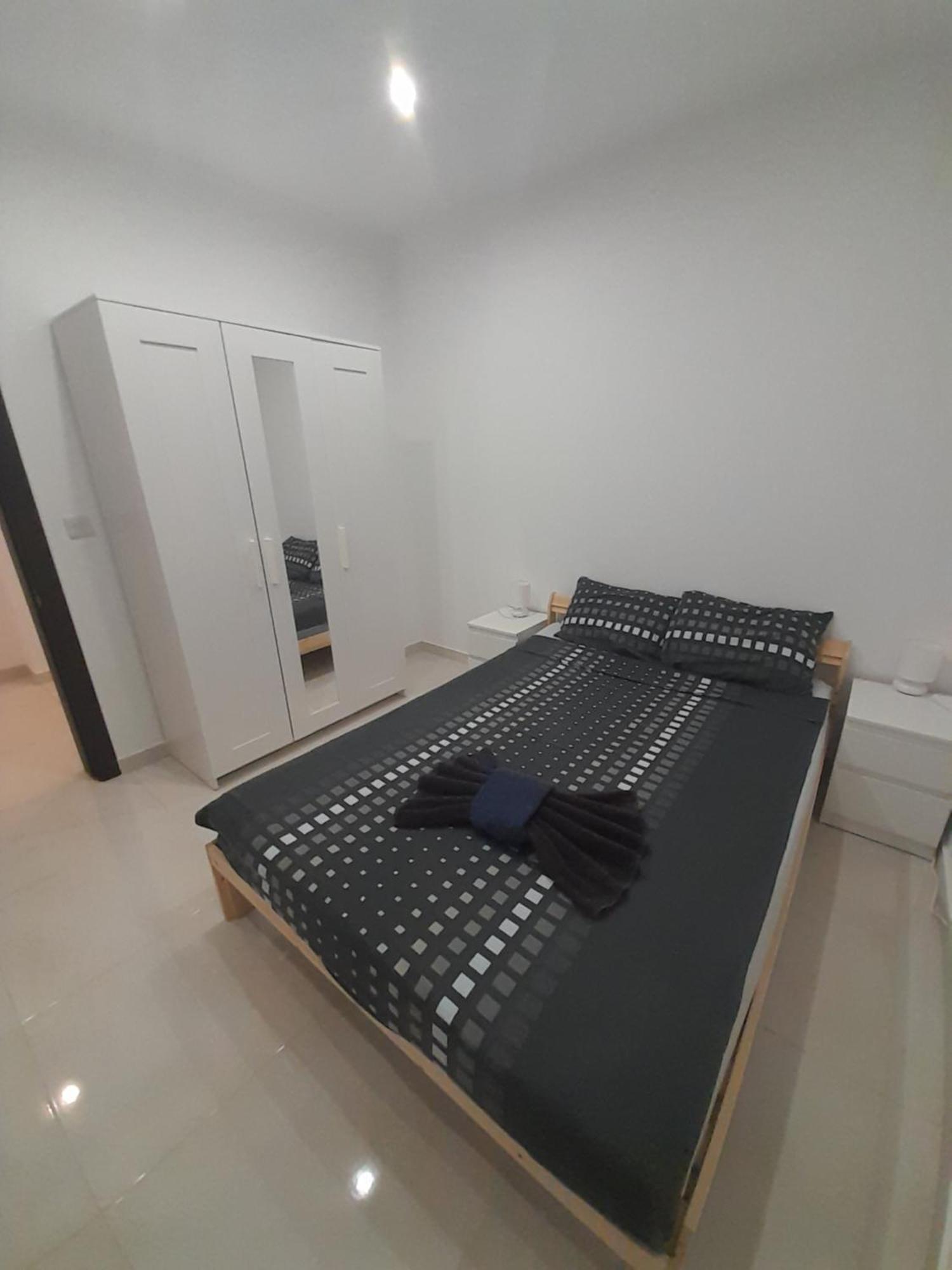 Modern 3Br Stylish Apartment With Large Balcony - Close To St Julians And St Georges Bay Is-Swieqi Exterior foto